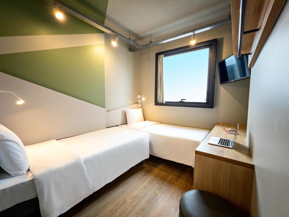 Ibis Budget Balneário Camboriú Esterno foto