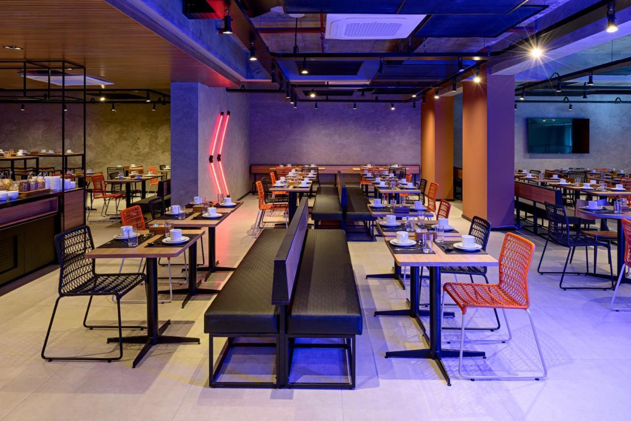 Ibis Budget Balneário Camboriú Esterno foto